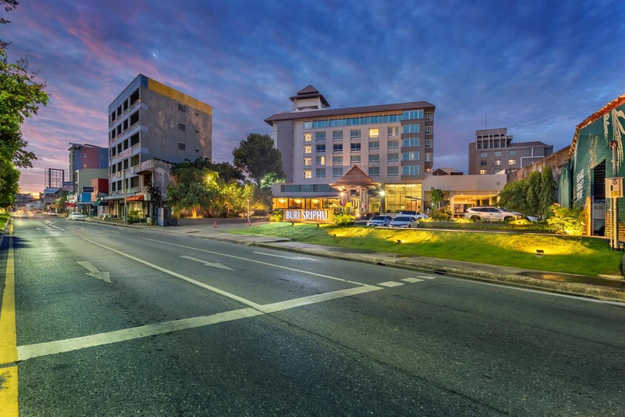 Buri Sriphu Hotel Hatjaj Kültér fotó