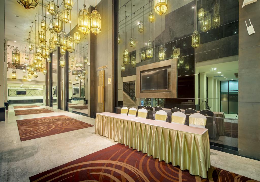 Buri Sriphu Hotel Hatjaj Kültér fotó